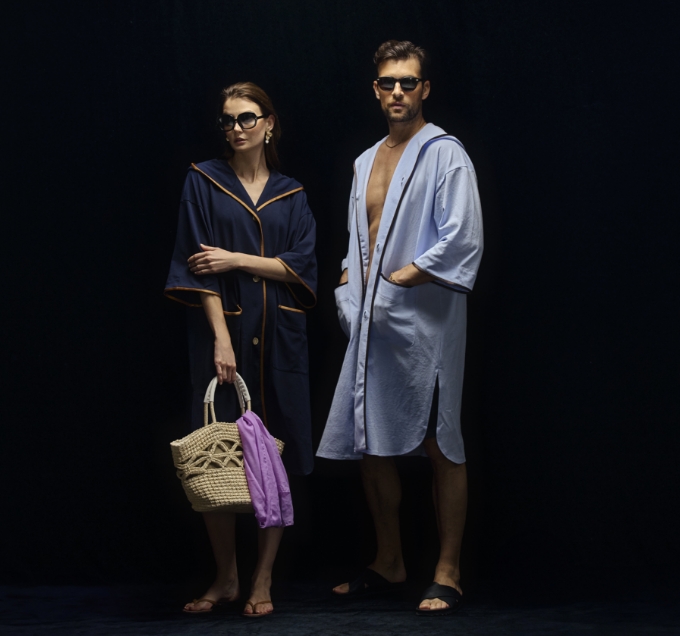 Image of High-performance fabric beach robe